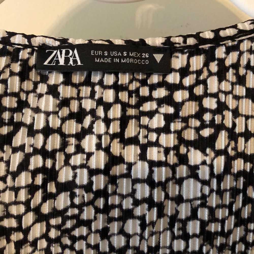 Zara pattern top - Picture 2 of 2